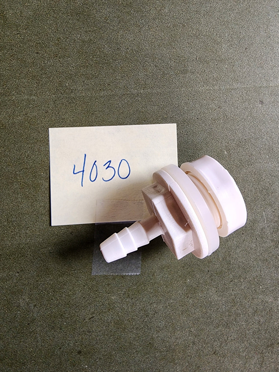 4030 Kit To Attach 1/4" tubing to Water Tank