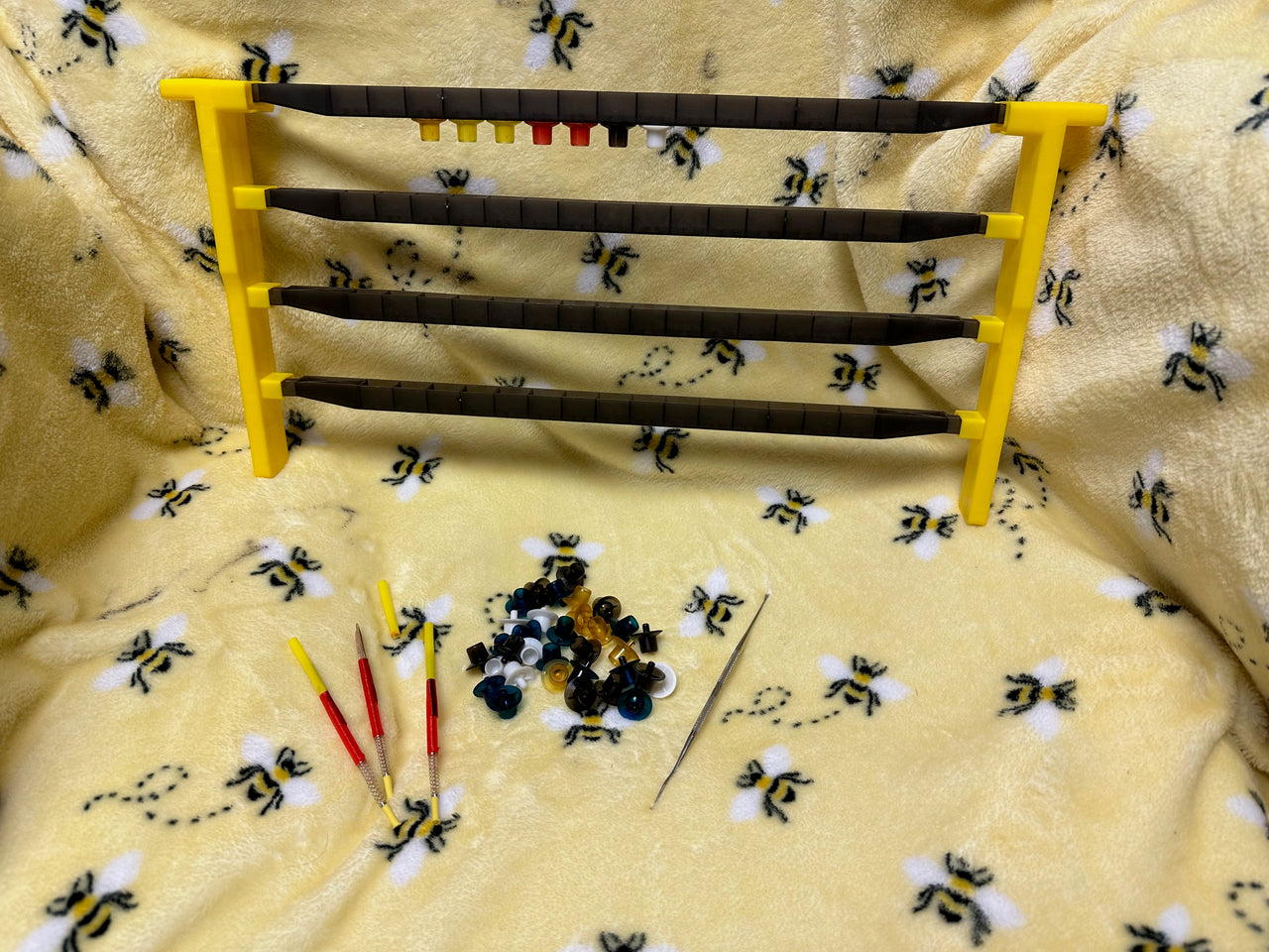 Queen Rearing Frame, Cell Cups, and Grafting Tool Kit - NAHBE Pick up